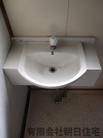 【独立洗面台】 | 奥谷町中古戸建 | 独立洗面台で身支度をすべて済ませてしまいましょう