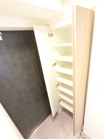 LIME RESIDENCE HIGASHINAKAYAMAの収納