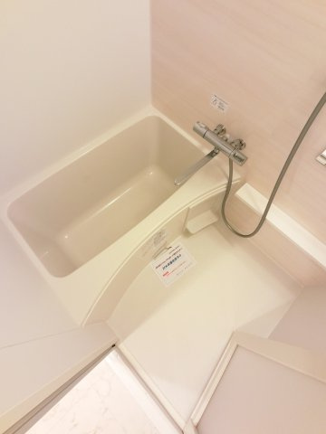 LIME RESIDENCE HIGASHINAKAYAMAの浴室
