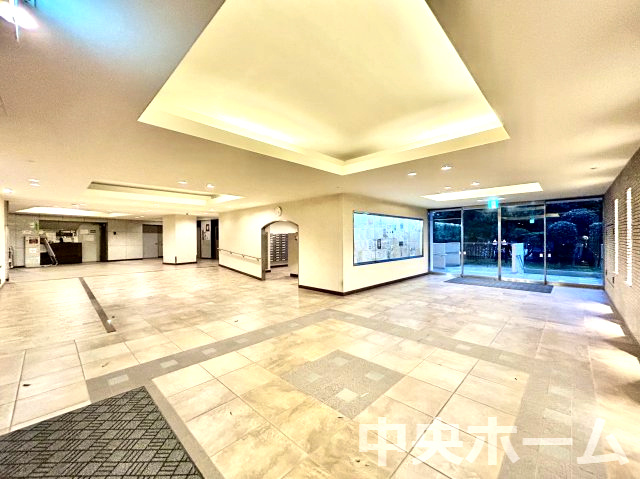 ファミール浜園のエントランス|エントランス