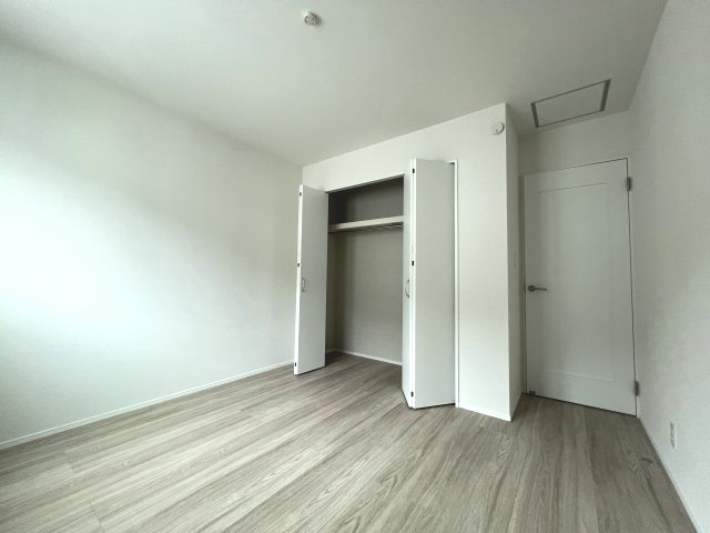 青梅市裏宿町　新築戸建全4棟の洋室|【洋室3】収納スペース