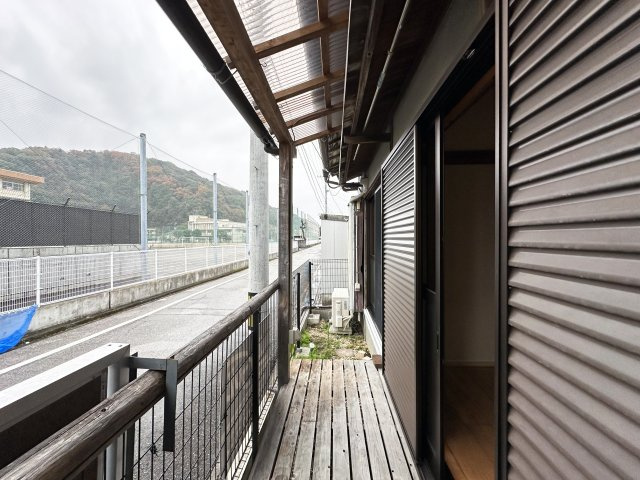 高知市天神町の一戸建てのバルコニー