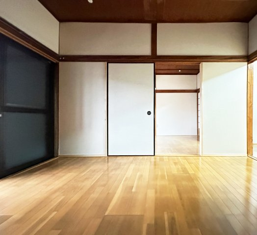 高知市天神町の一戸建ての居間・リビング