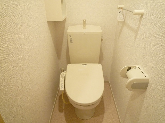 キューズ エリシオン Bのトイレ