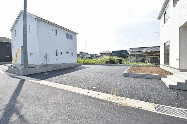 Cradlegarden　 ひたちなか市津田　第3　1の駐車場|駐車場は十分なスペース。ご家族それぞれが車をご所有の場合や、来客の際も安心です。
内覧可能です。ご予約はHPから、またお電話でもお気軽にどうぞ。