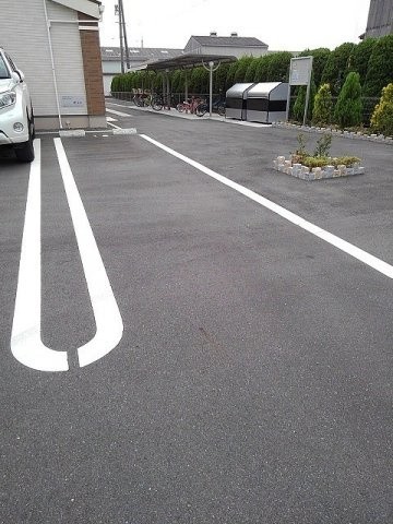 エスポア　Ａ棟の駐車場