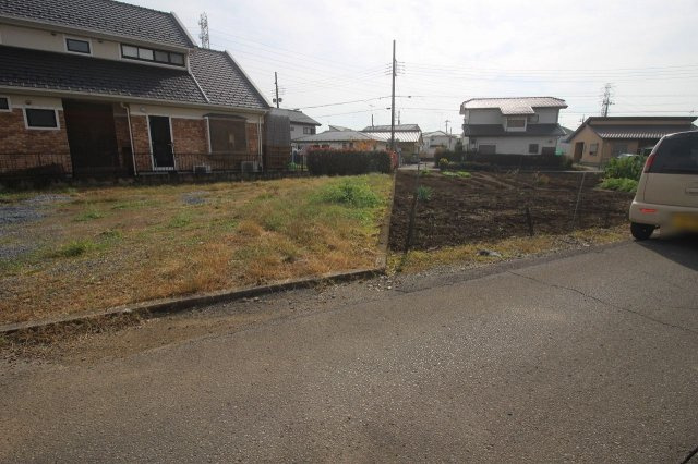 小山市粟宮の外観|西から（2021年１１月撮影）