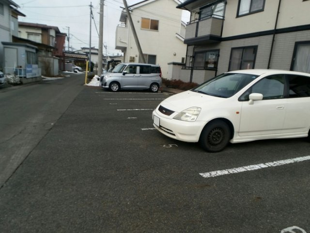 セジュール・リリー　Ａの駐車場