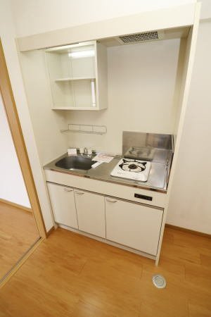 クレスト呉服町のキッチン