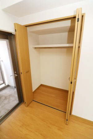 クレスト呉服町の収納