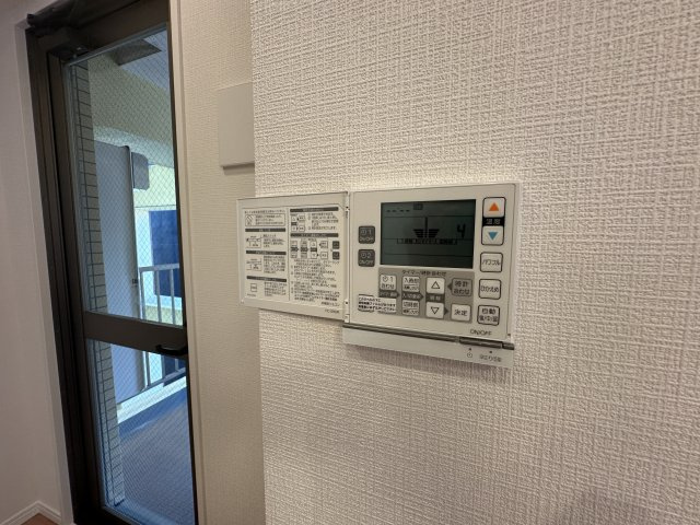 リブゼ横浜サザンシテイの設備|床暖房が備わっていますので、冬も綺麗な空気で温かく過ごせます。