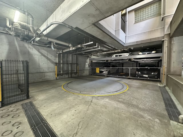 リブゼ横浜サザンシテイの駐車場|駐車場の空き状況については、その都度、確認いたしますのでお気軽にお聞きください。