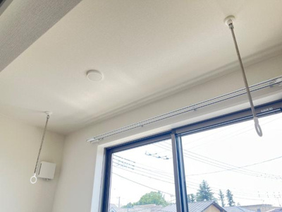 【設備】 | ラグラース | 室内物干し
