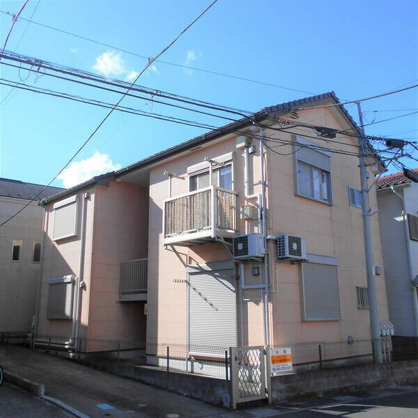 ベルハイツの外観