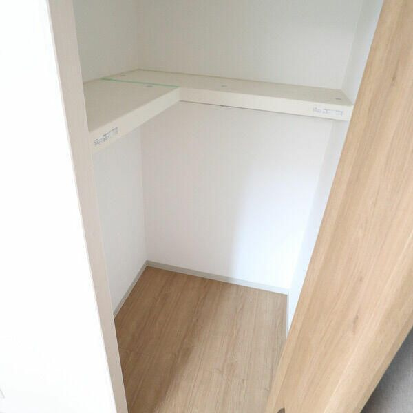 大和市中央５丁目の賃貸マンションの収納