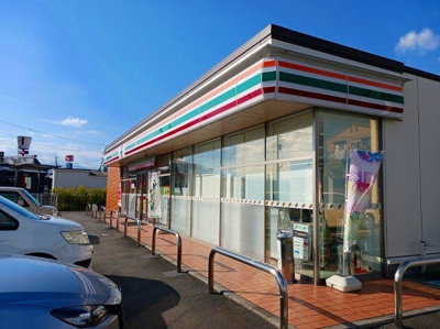 【周辺】 | フォレストグランデⅡ | セブンイレブン東阿幸地店まで800m