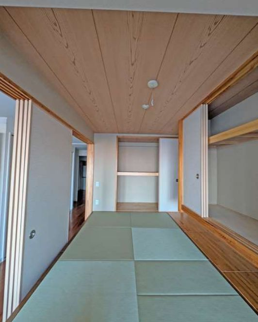 岡本エクセルの和室