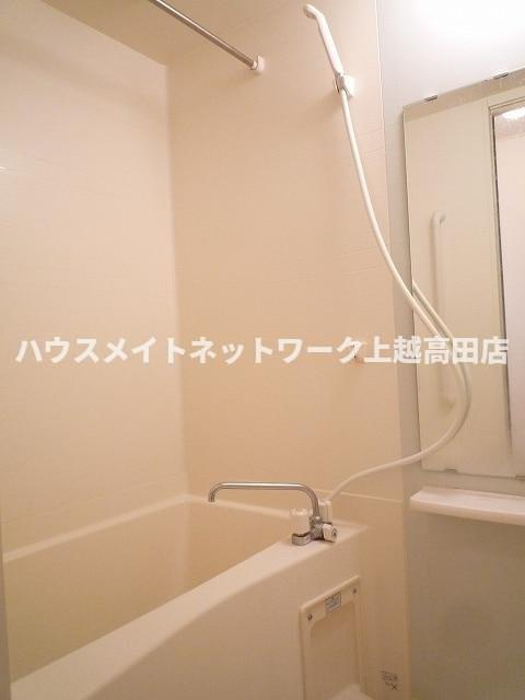 ラフレシールの浴室|追焚機能付