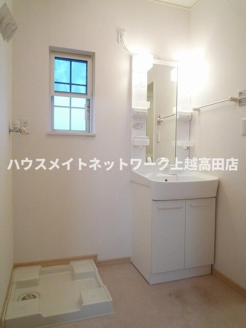 ラフレシールの洗面所|洗髪洗面化粧台・洗濯機置場