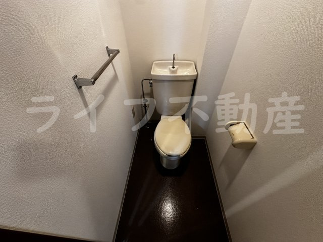M TAKAIのトイレ|落ち着いた色調のトイレです