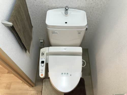 シャーメゾン北久保 B棟のトイレ