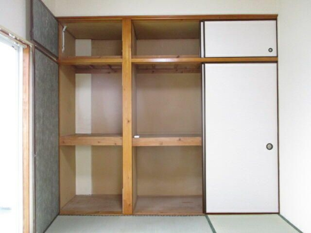 ヴィラヨシダ東川口の収納