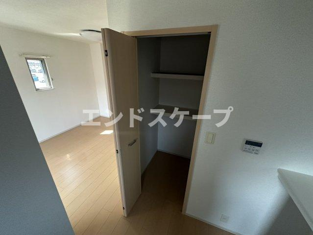 ラコルタの周辺|フレッセイ上並榎店まで1100m
高崎、前橋のお部屋探しはエンドスケープまで！お客様の理想お聞かせ下さい♪