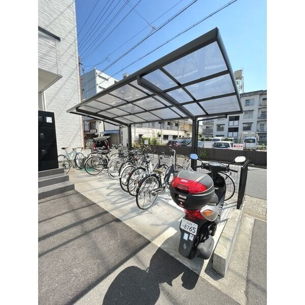 CENT FORCE YOBITSUGI 南棟　名古屋市賃貸　仲介手数料無料の駐車場