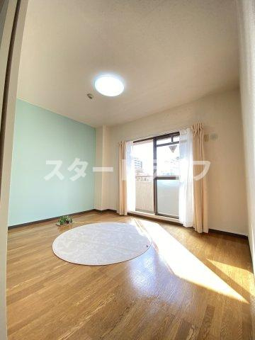 大阪市淀川区木川東１丁目の賃貸マンションの寝室