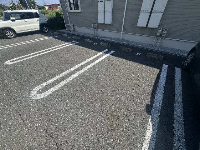 ソレイユコートＣの駐車場
