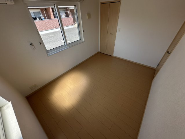 ソレイユコートＣの駐車場|高崎、前橋のお部屋探しはエンドスケープまで！お客様の理想お聞かせ下さい♪
