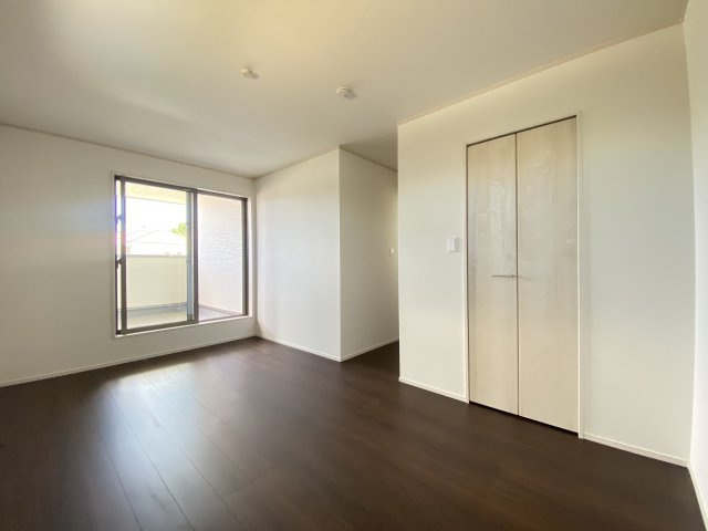 糸満市西崎（全2棟）2号棟の洋室|※同仕様写真です　