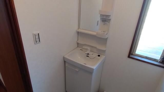美住町１丁目貸家の洗面所
