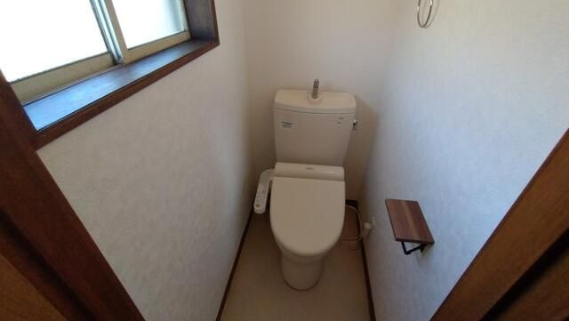 美住町１丁目貸家のトイレ