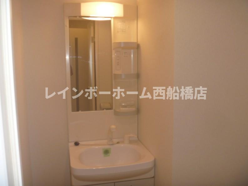 ミリアビタNO.13の洗面所