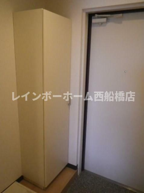 ミリアビタNO.13の玄関