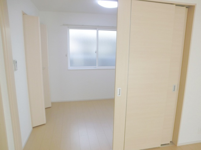 バルーム　７の洋室|しきれるので便利です