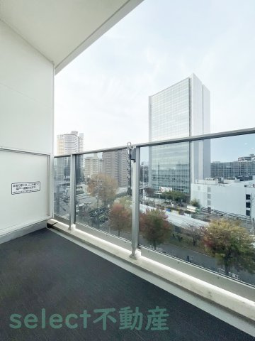 CORNES HOUSE NAGOYAのバルコニー