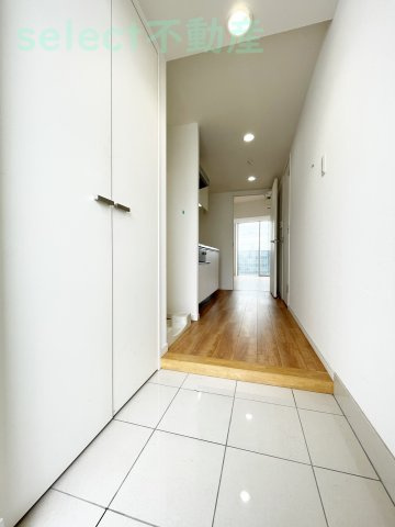 CORNES HOUSE NAGOYAの玄関