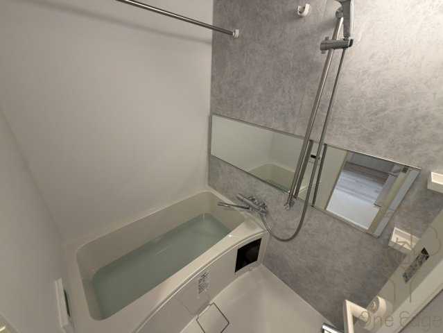 スプランディッド梅田WESTの浴室