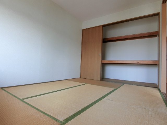 メモリープラザあかしやの和室|畳の上でゆっくりとくつろげる和室です