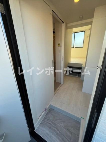 レグノテラス竹ノ塚の玄関