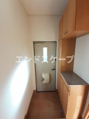 サンラフィネの玄関|高崎、前橋のお部屋探しはエンドスケープまで！お客様の理想お聞かせ下さい♪