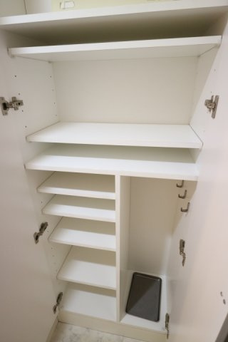 プラウドフラット早稲田の収納|専用の収納スペースです