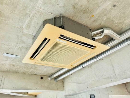 安田4丁目貸店舗の設備