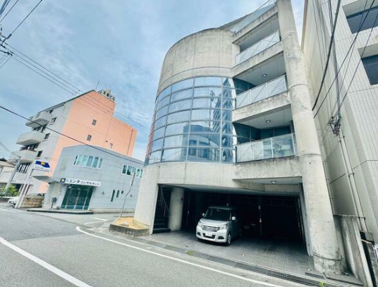 安田4丁目貸店舗の外観