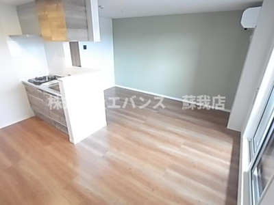 【居間・リビング】 | サイエンスコート | こちらの居間で趣味の時間をお楽しみください