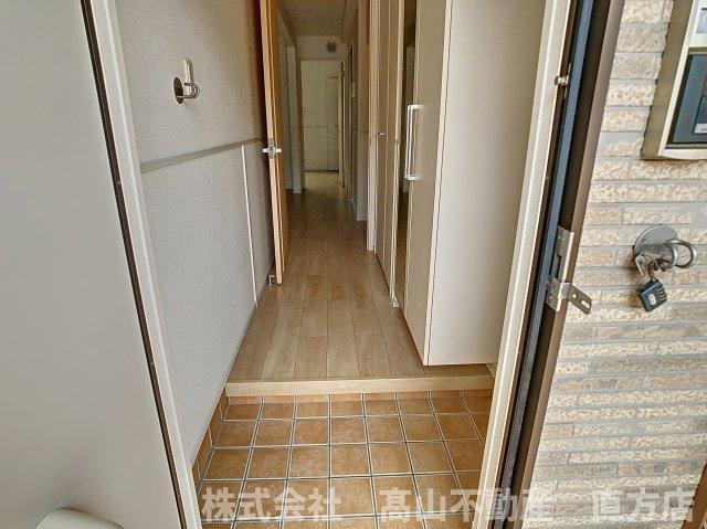 北九州市八幡西区木屋瀬２丁目のアパートの玄関