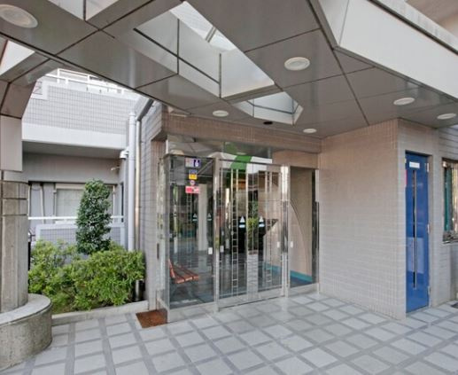 【中古マンション】アーベイン川越南大塚キッズプレースのエントランス
