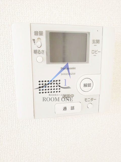 ヴィヴィエンダミーのセキュリティ|モニター付きインターホンです。